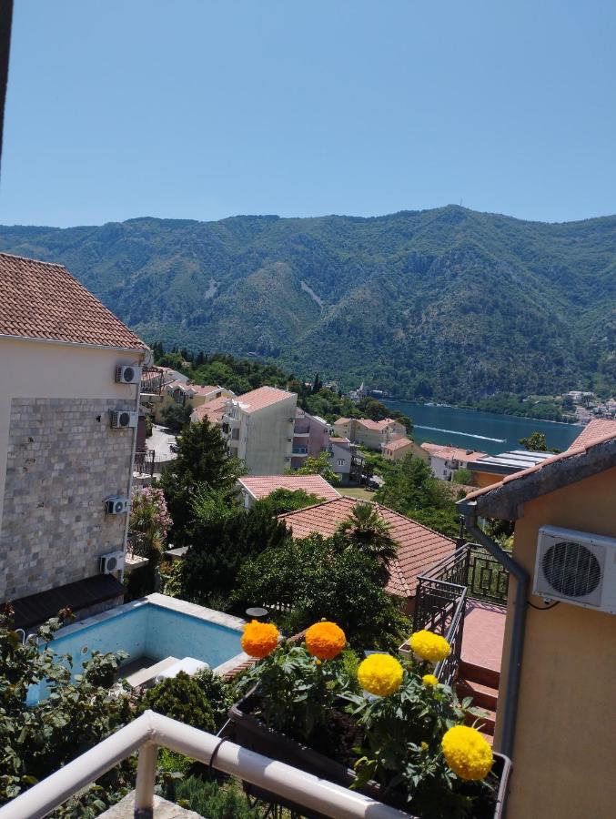 Pocanic'S Apartment Kotor Eksteriør billede